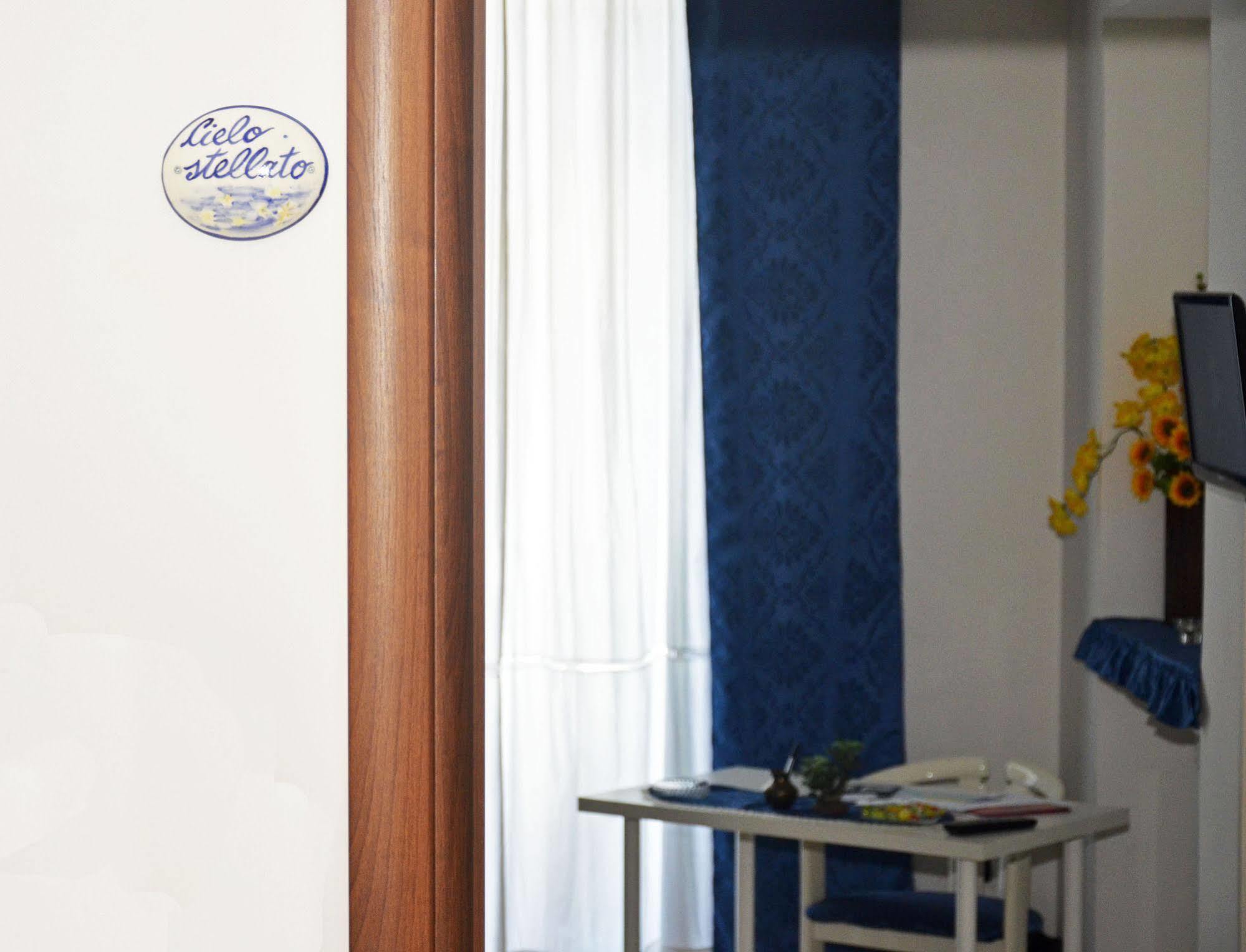 نابولي Bed & Breakfast A Castel Capuano المظهر الخارجي الصورة