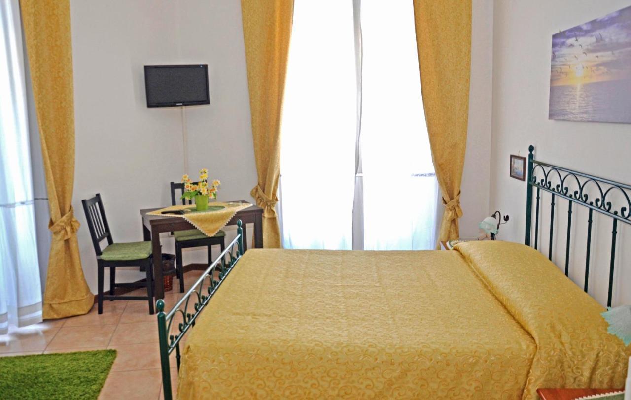 نابولي Bed & Breakfast A Castel Capuano المظهر الخارجي الصورة